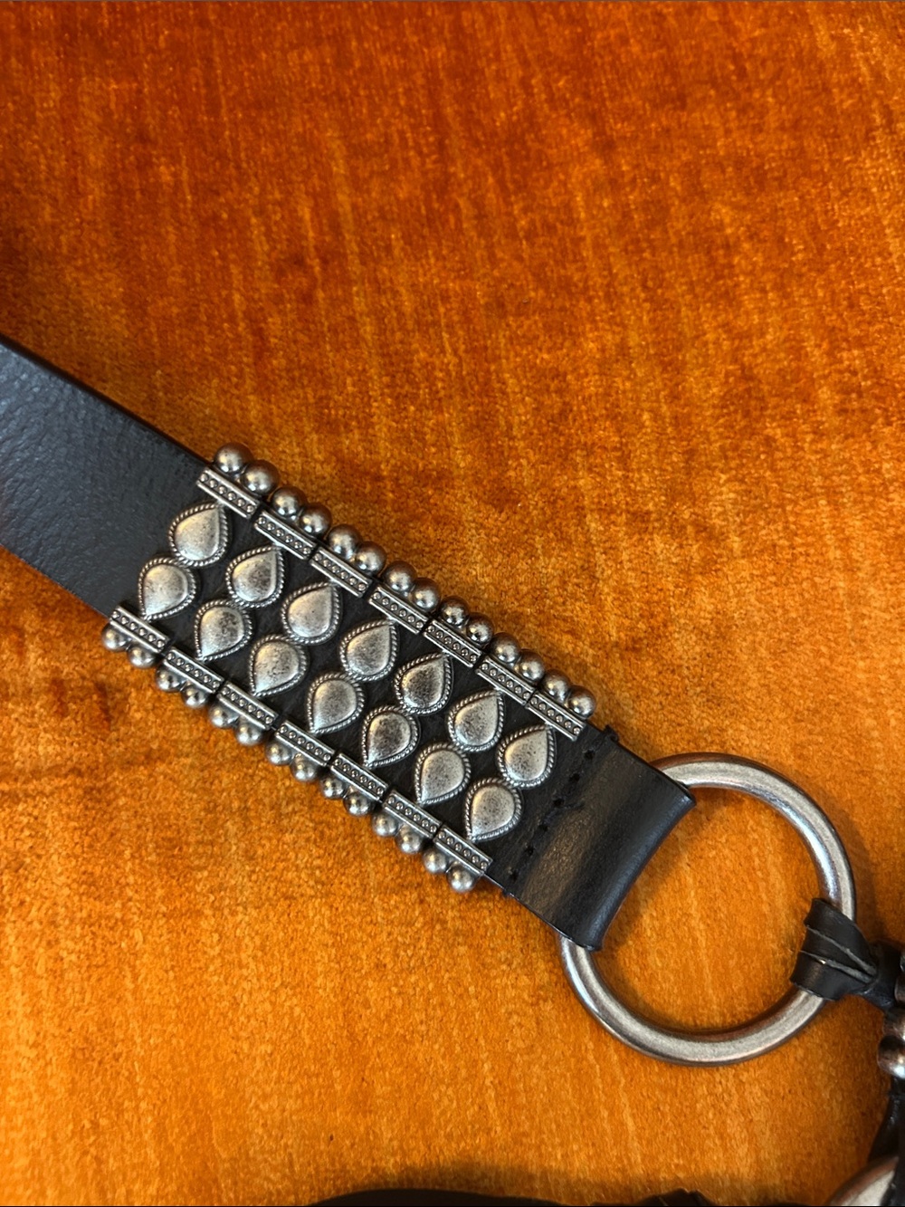Vintage black leather western-style fringe belt with silver-tone stud & o-rings - Picture 3 of 4